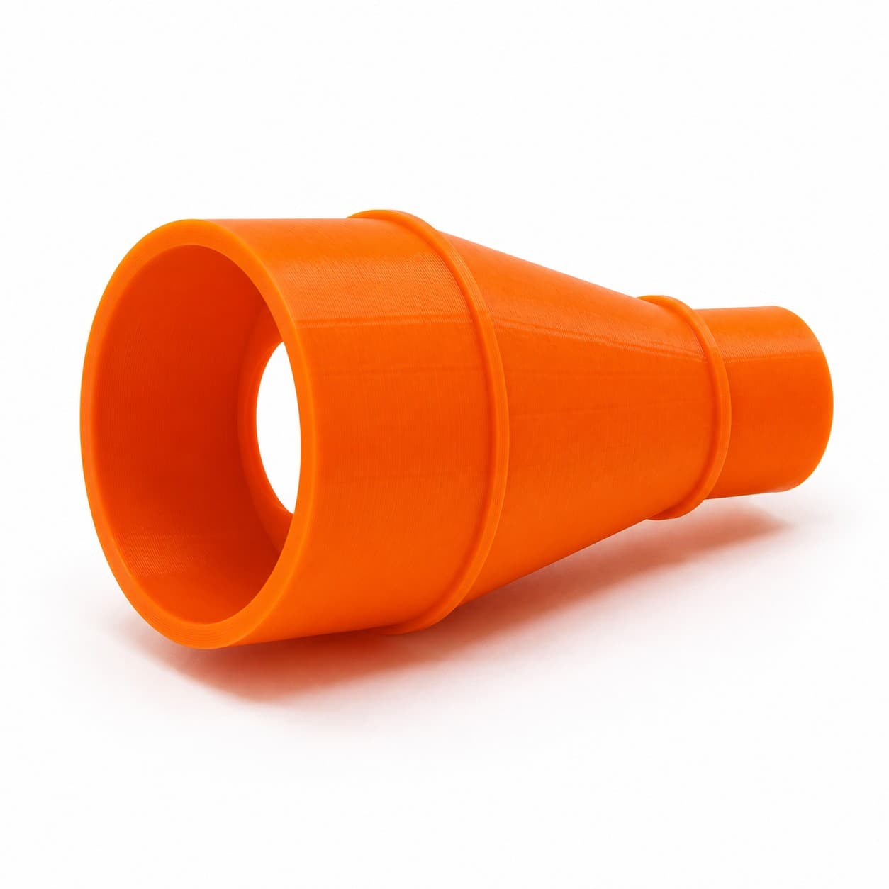 A 3D printed dust adapter that fits the Makita BO5041