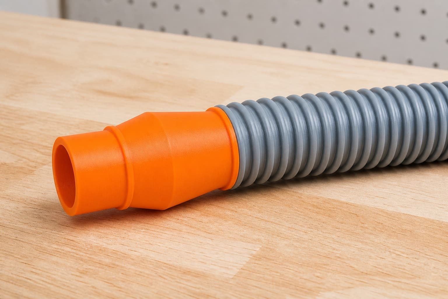 The TP-CS 18/190 Li dust adapter connected to a plain shop vac hose